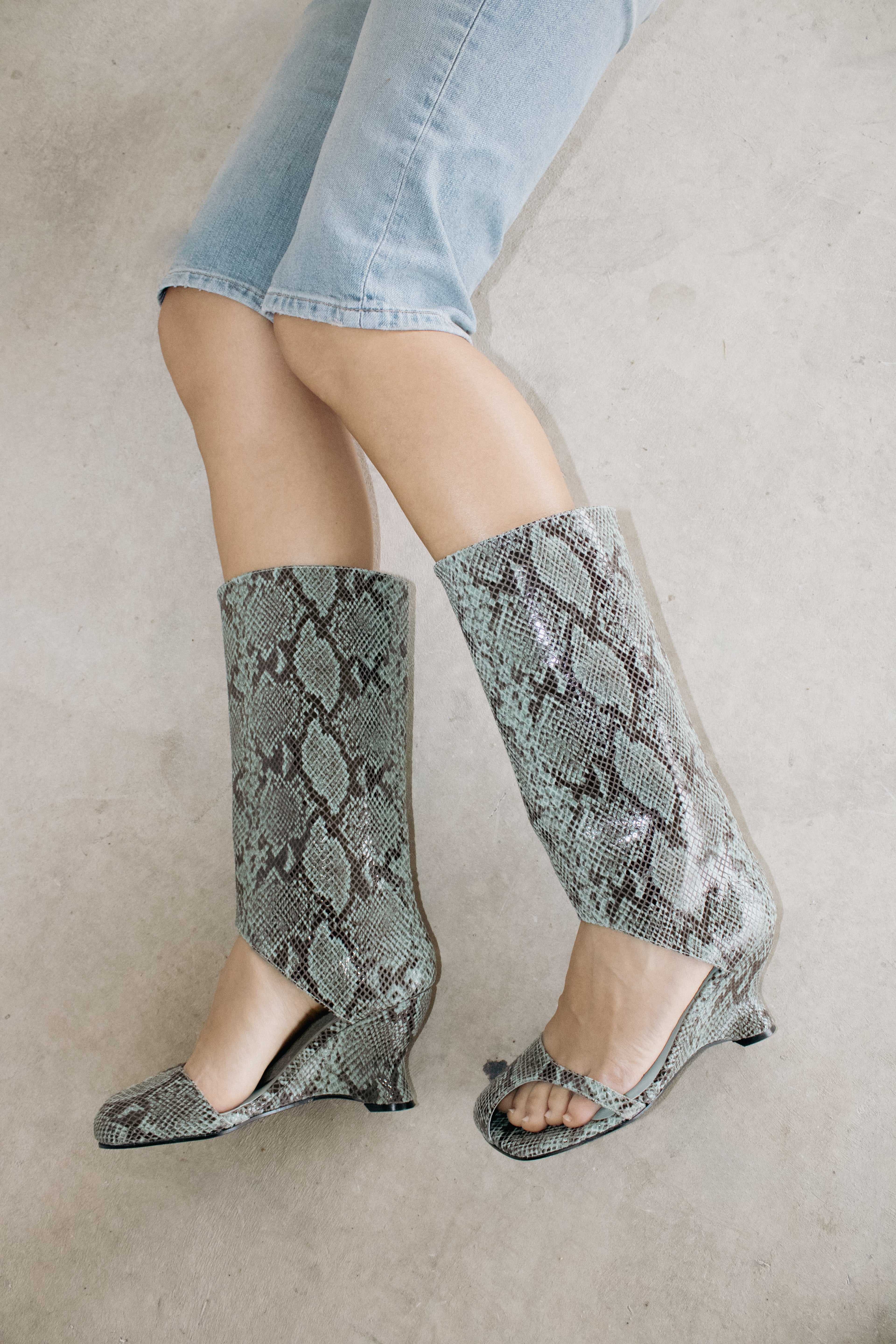 ANGLE SANDAL MINT